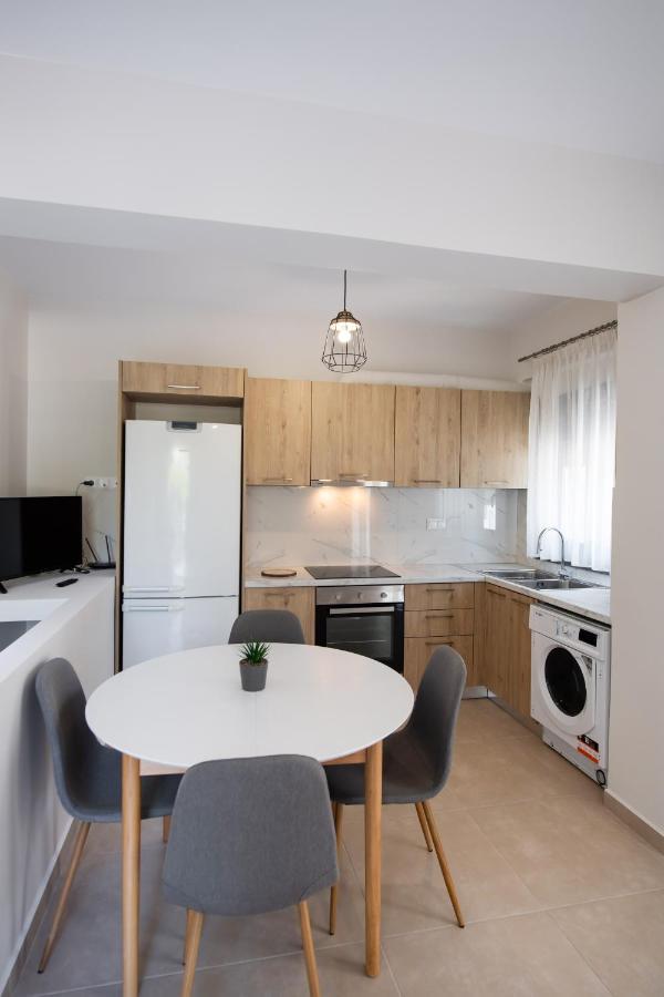 Melina Apartments Lefkada City Екстер'єр фото