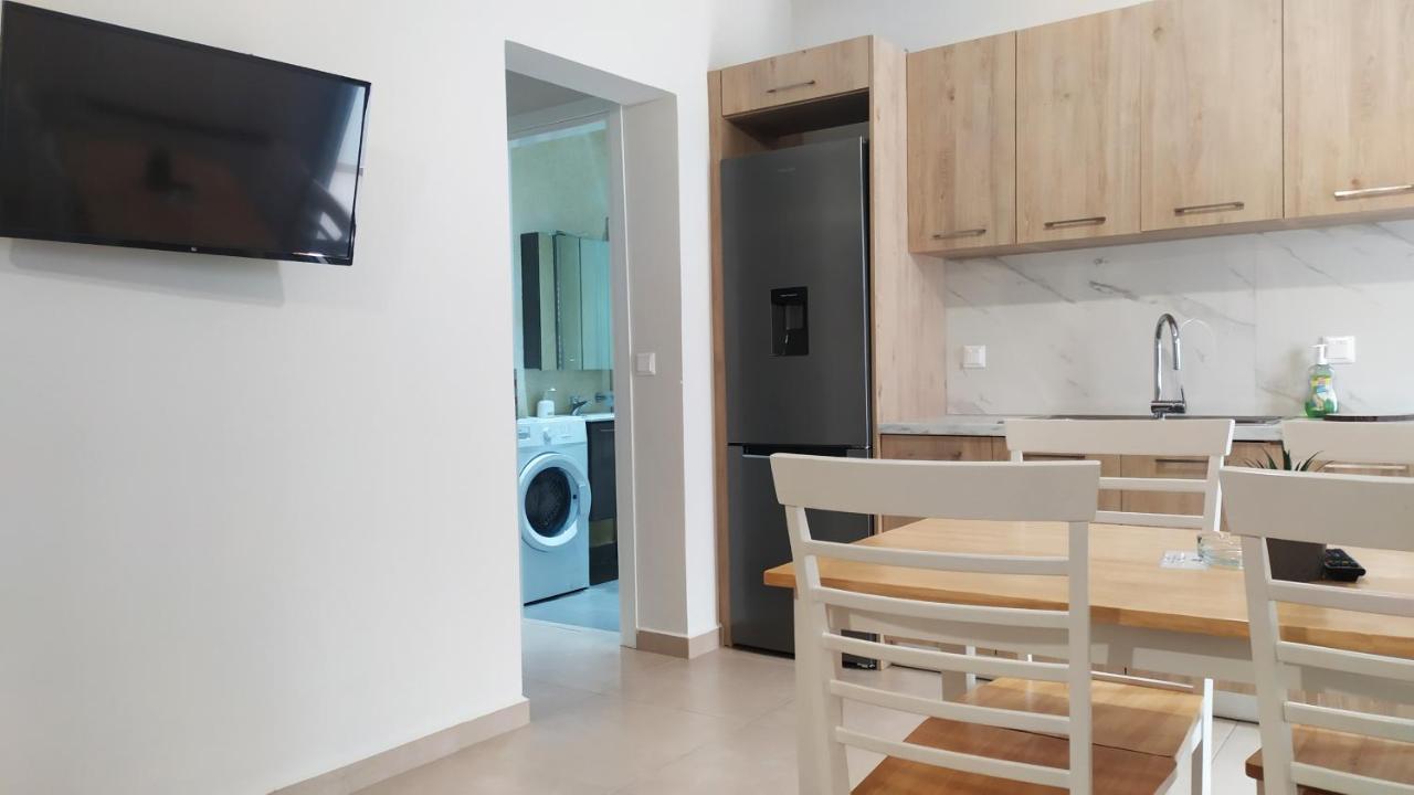 Melina Apartments Lefkada City Екстер'єр фото