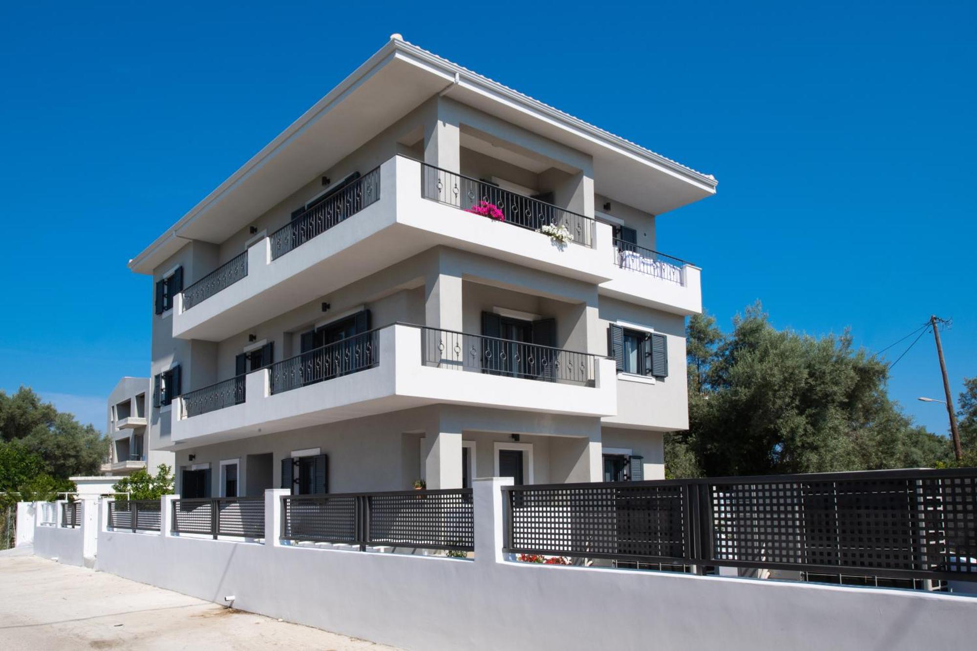 Melina Apartments Lefkada City Екстер'єр фото